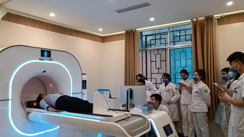 肝功能异常指标，如何解读这把健康“晴雨表”？**